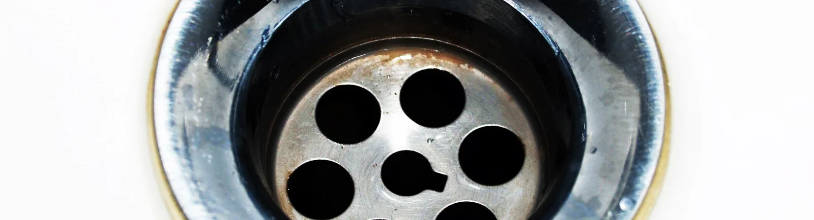 Bonde de lavabo : bien choisir le vidage de sa salle